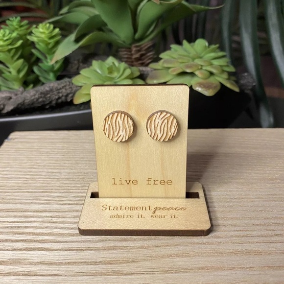 HANDMADE Jewelry Set Wood Brass Engraved Animal Print Artisian Ring & Earrings - Picture 3 of 5